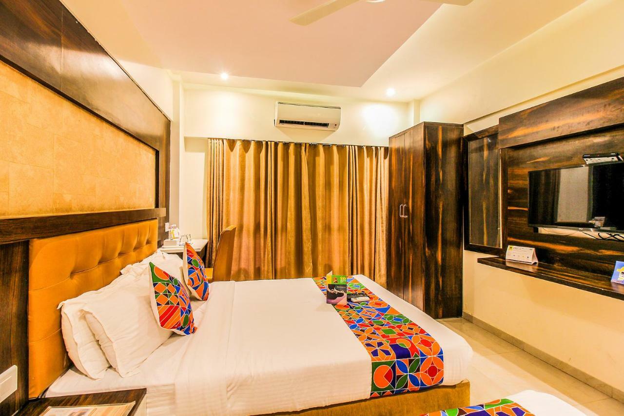 Fabhotel Plus Embassy Park Мумбаи Экстерьер фото