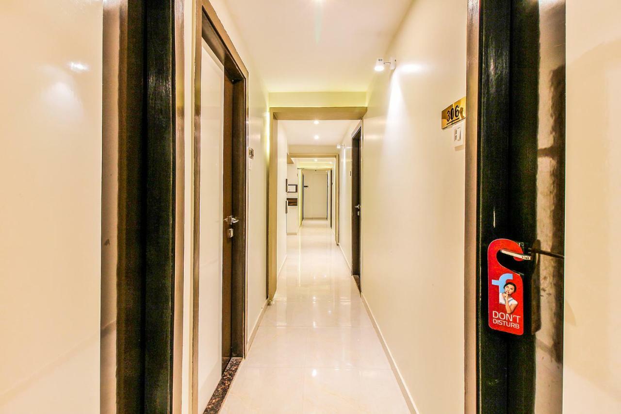 Fabhotel Plus Embassy Park Мумбаи Экстерьер фото