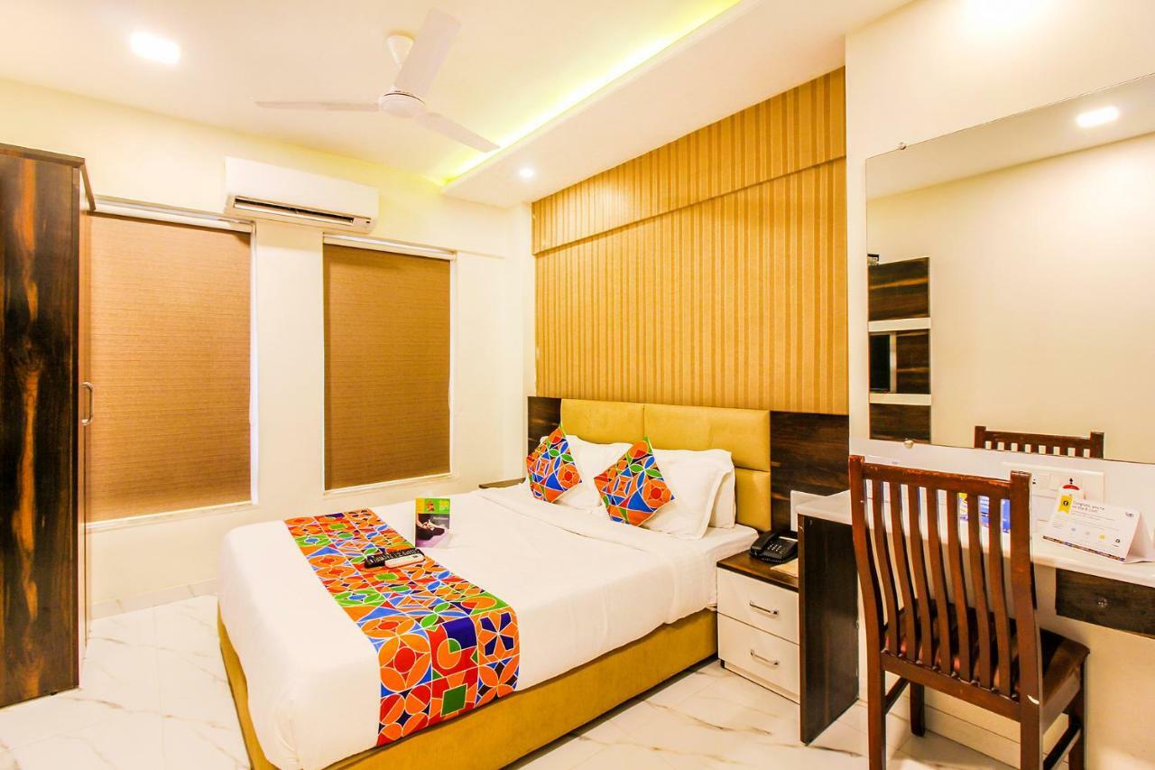 Fabhotel Plus Embassy Park Мумбаи Экстерьер фото